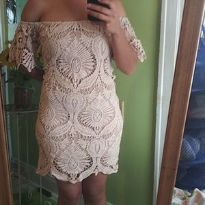 Nude spring/summer lace dress